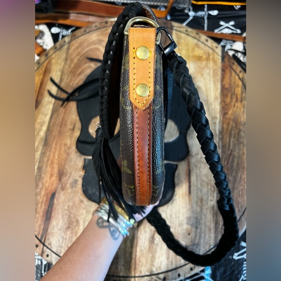 Vintage Louis Vuitton Chantilly PM Revamped - Picture 8 of 12